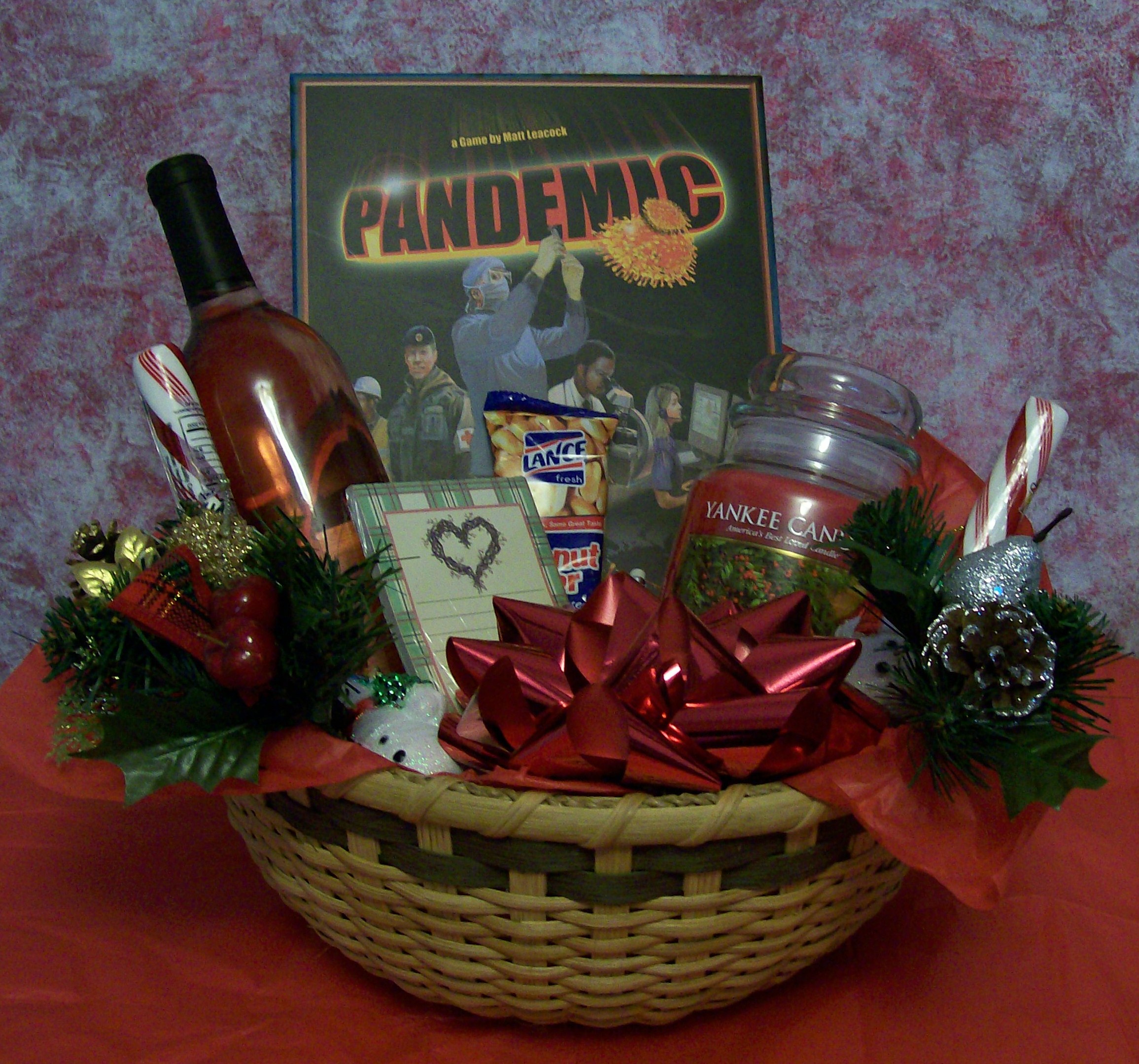 Create a Christmas Fun and Games Gift Basket for a Family