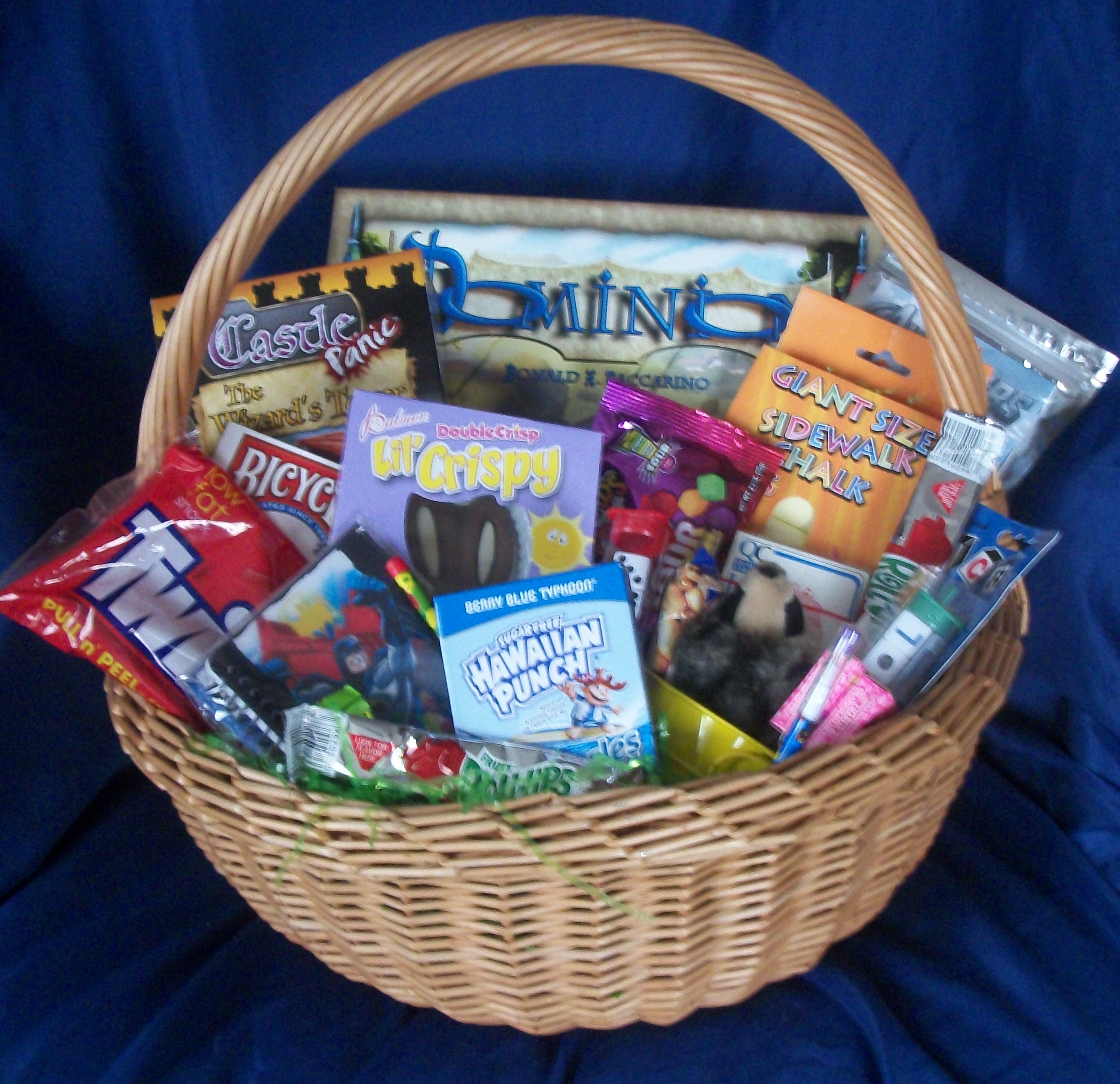 Game Gift Baskets – All About Fun and Games