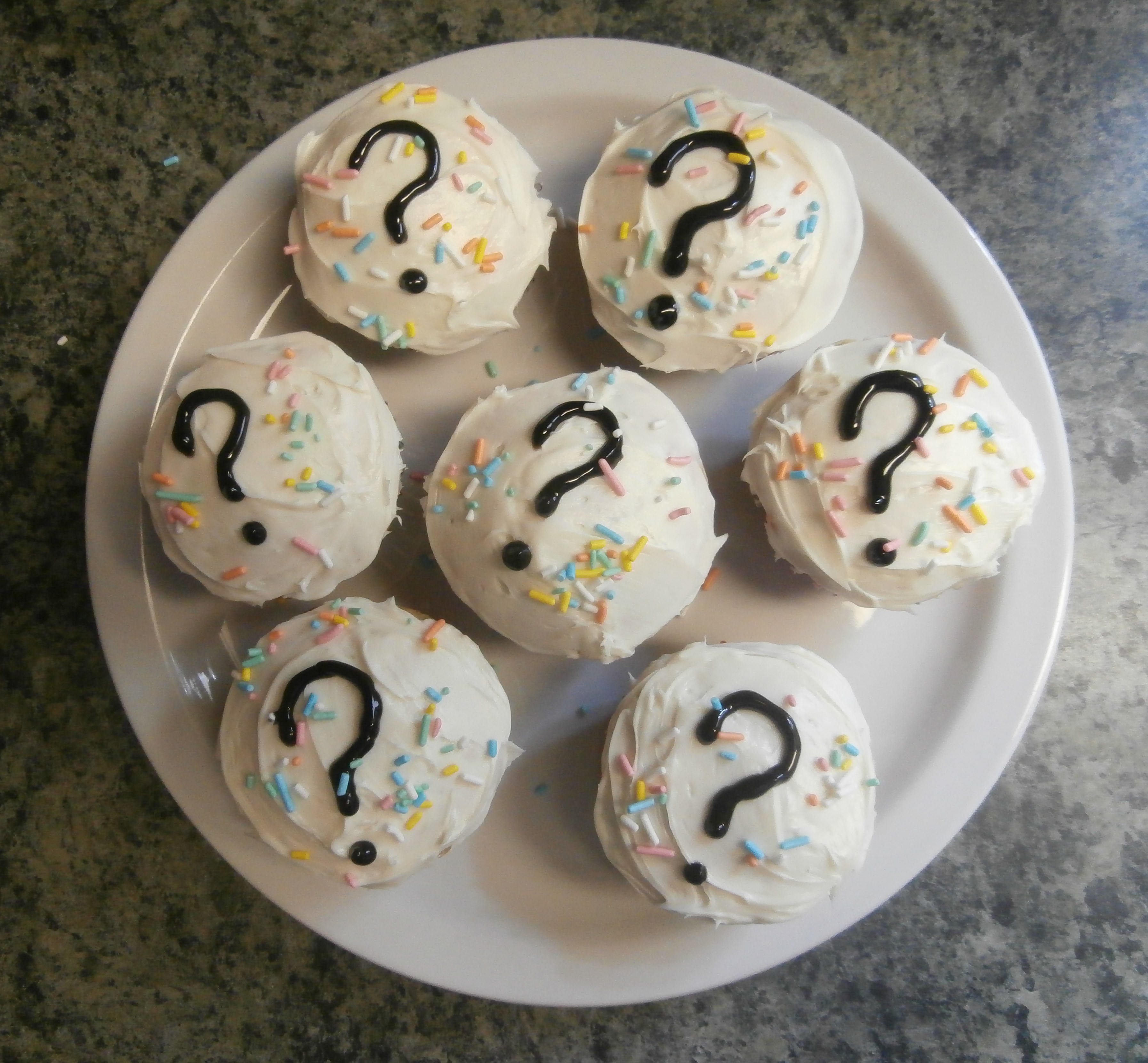 Question Mark Cupcakes for Game Night
